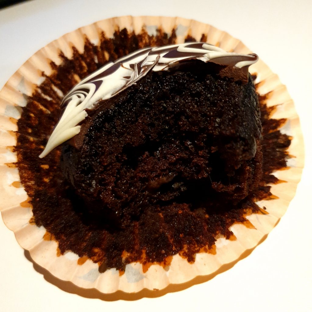 Super moist banana and chocolate cupcake